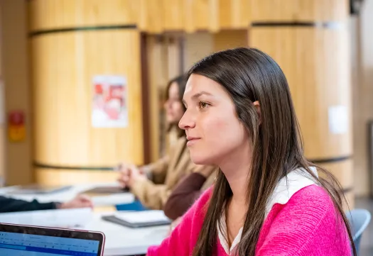étudiante en cours