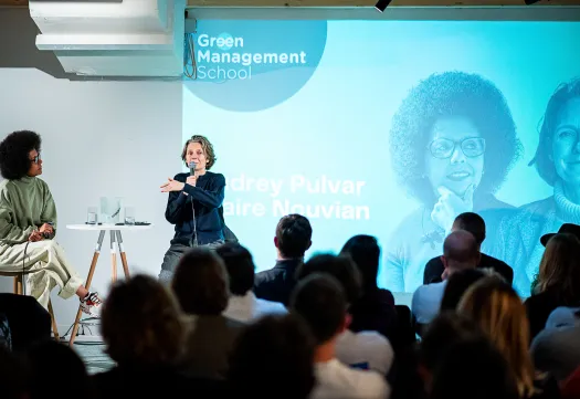 Audrey Pulvar et Claire Nouvian donnent une conférence sur la trajectoire écologique de l’europe